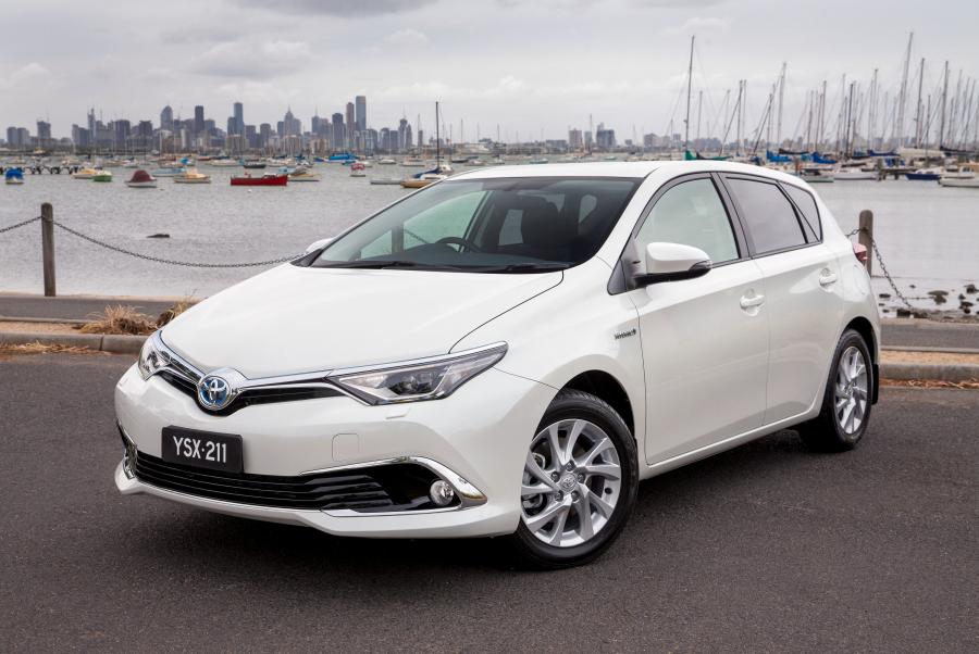  Toyota Corolla Hybrid 2016 года  (AU) (фото 14 из 19)